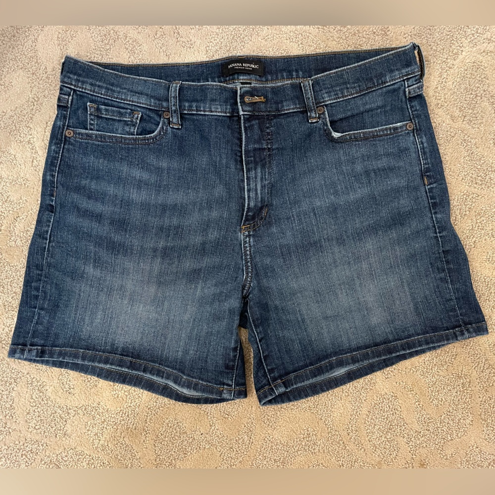 Banana Republic Denim Shorts - size 12 - ONLY WORN ONCE